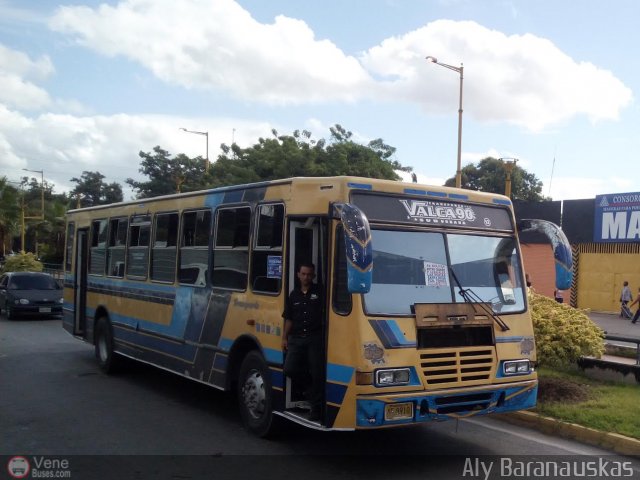 CA - Transporte Valca 90 C.A. 12 por Aly Baranauskas