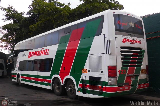 Expreso Internacional Orme�o 0123 por Waldir Mata
