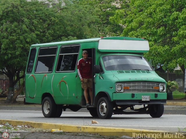 Particular o Desconocido 0556 por Jhonangel Montes