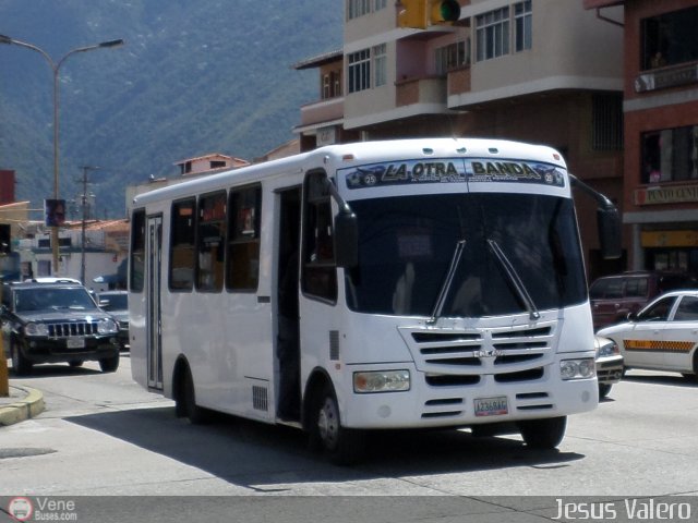 ME - L�nea La Otra Banda 25 por Jes�s Valero