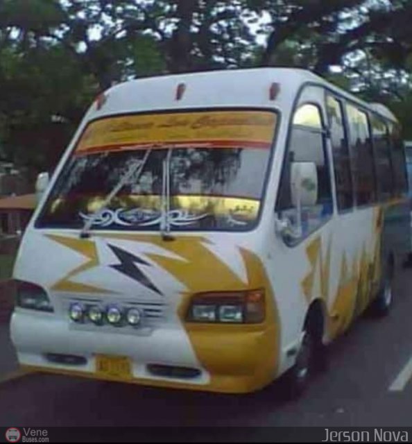 TA - A.C. L�nea Los Capachos 35 por Jerson Nova