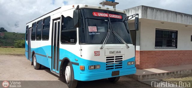 Asociaci�n Civil L�nea Uni�n Cordero 009 por Pablo Acevedo