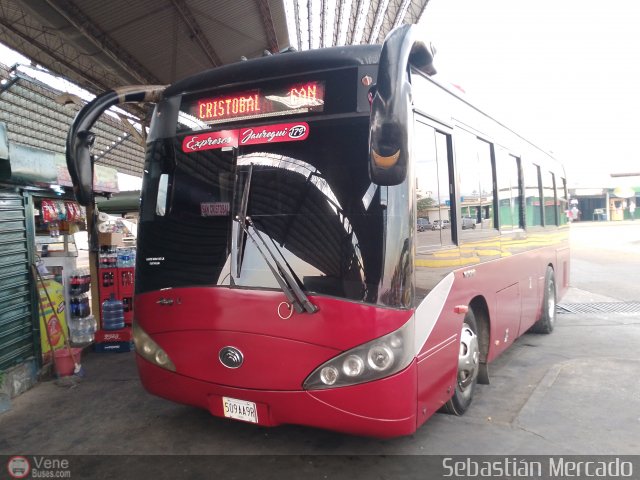 Expresos J�uregui 179 por Sebasti�n Mercado