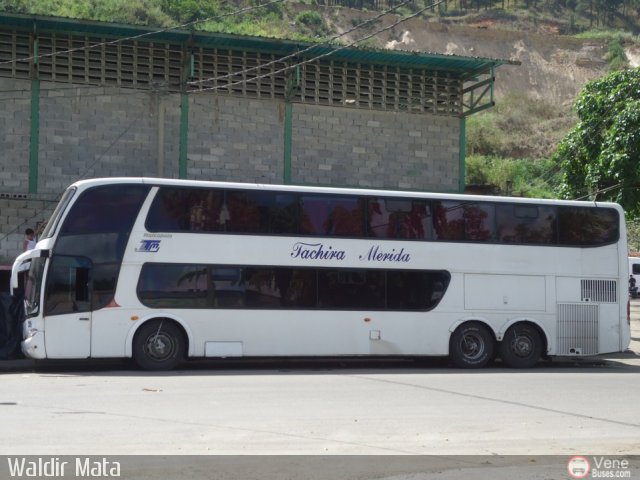 A.C. Mixta de Transporte T�chira M�rida R.L. 0218 por Waldir Mata