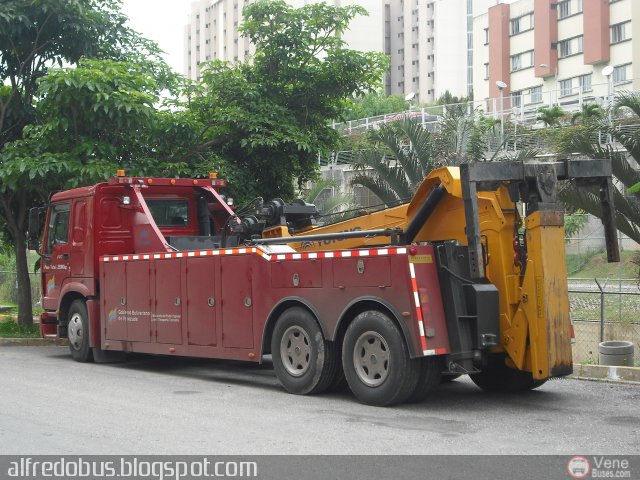 Sistema Integral de Transporte Superficial S.A Grua-02 por Alfredo Montes de Oca