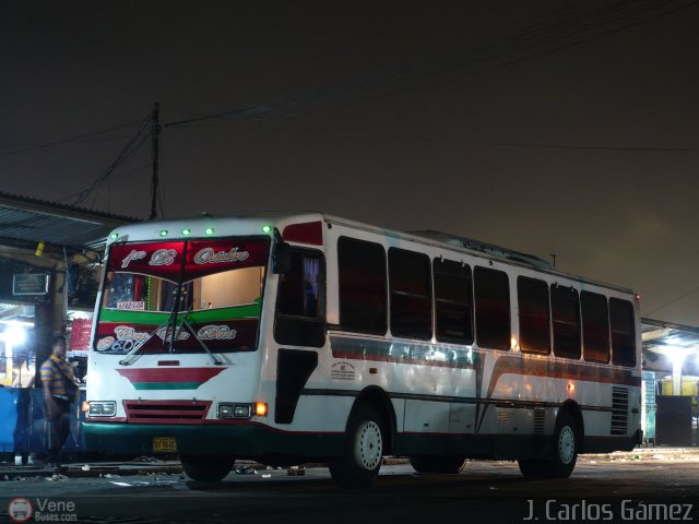 L�nea 1ero de Octubre 057 por J. Carlos G�mez