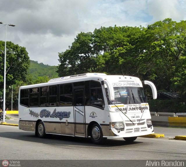 Cooperativa Rio Aragua 03 por Alvin Rondn