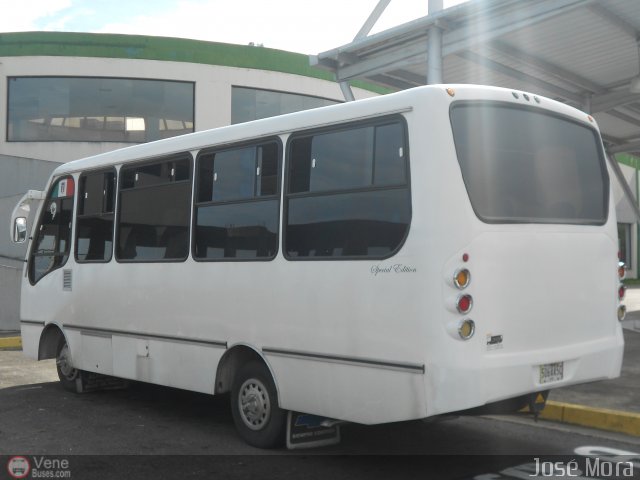 A.C. L�nea Col�n 12 por Jos� Mora