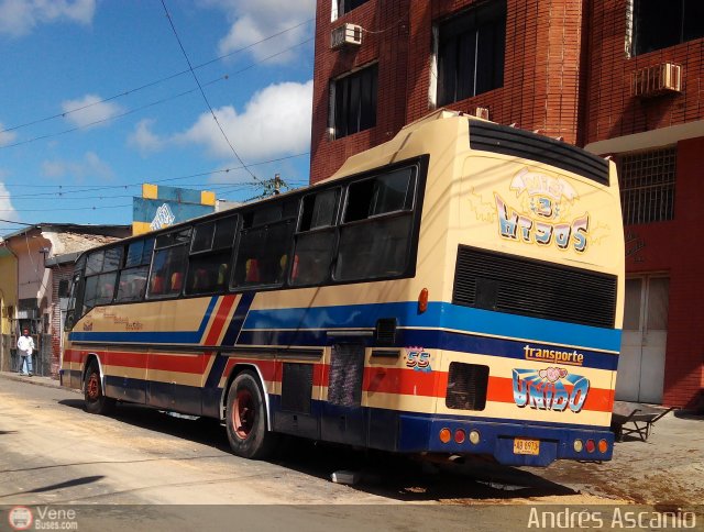 Transporte Unido 055 por Andr�s Ascanio