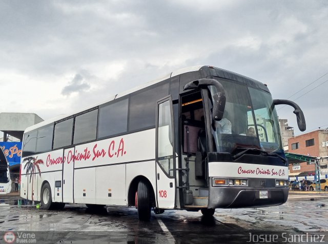 Cruceros Oriente Sur 108 por Josue S�nchez