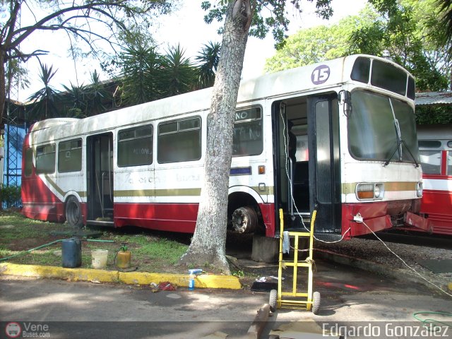 En Chiveras Abandonados Recuperación 15 por Edgardo González
