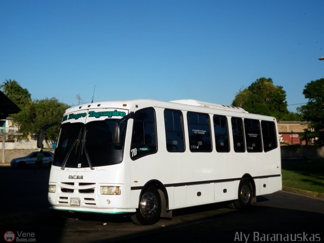 A.C. 70 Express 051 por Aly Baranauskas