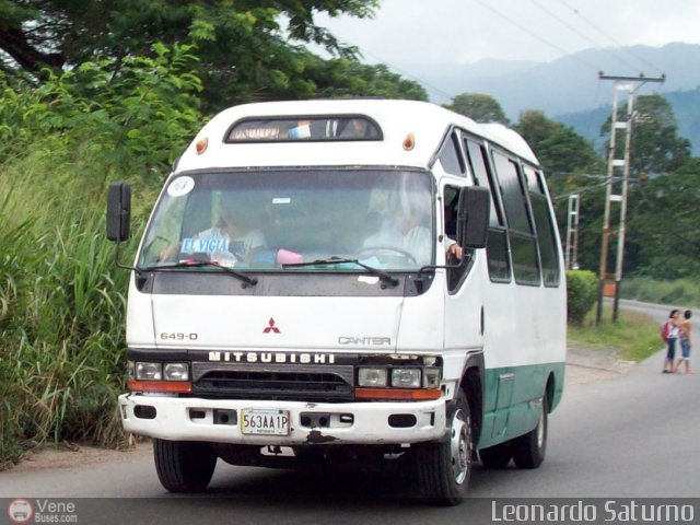 Particular o Desconocido 24 por Leonardo Saturno