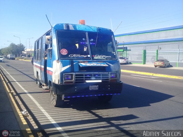 ZU - A.C. de Conductores Curva Villa Baralt 023 por Abner Sarcos