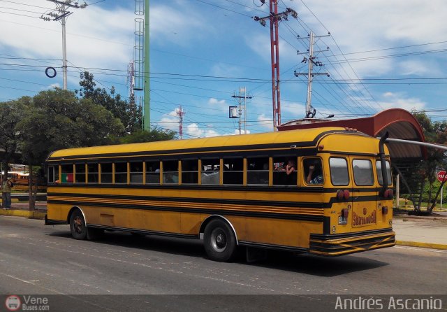 CA - Uni�n Vivienda Popular Los Guayos 043 por Andr�s Ascanio