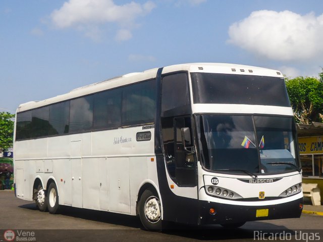 Colectivos Sol de Oriente 135 por Ricardo Ugas