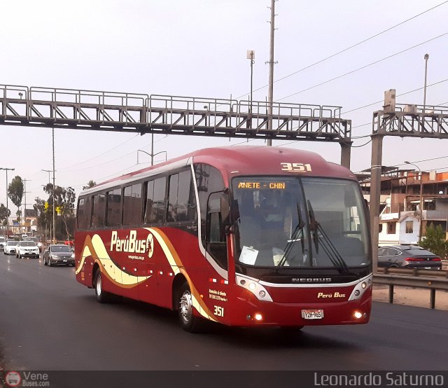 Empresa de Transporte Per� Bus S.A. 351 por Leonardo Saturno
