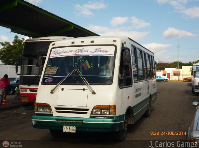 S.C. Uni�n Expresos San Juan 042 por J. Carlos G�mez