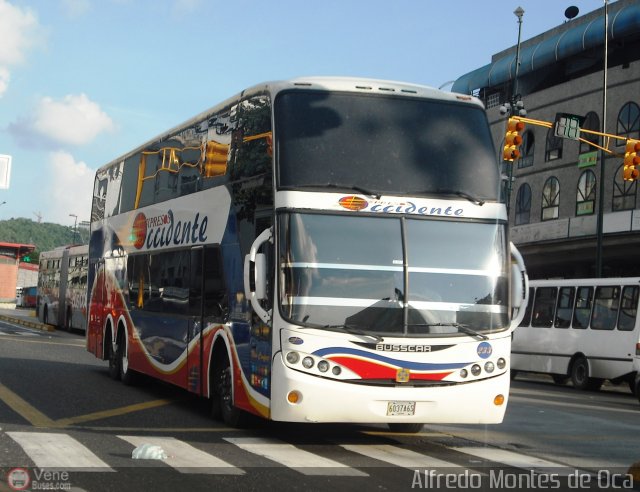 Expresos Occidente 233 por Alfredo Montes de Oca