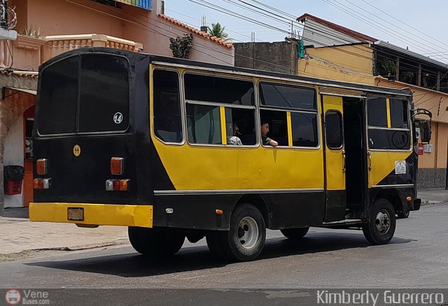 AR - Asociaci�n Cooperativa Los Caobos 14 por Kimberly Guerrero