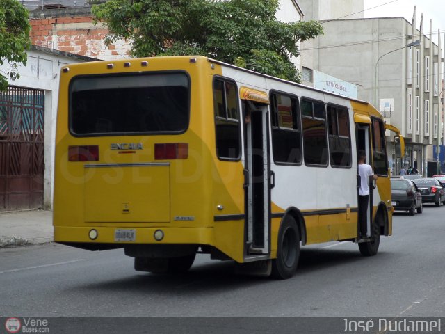L�nea 1ero de Octubre 990 por Jos� Dudamel