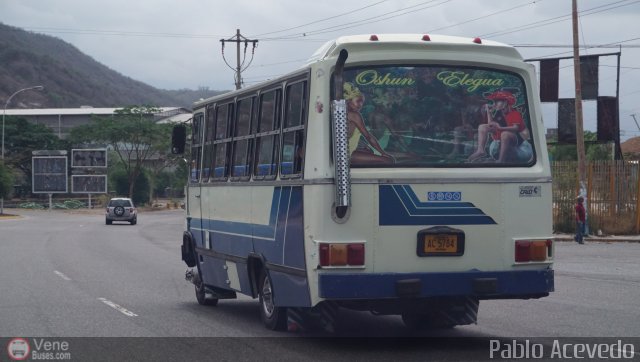 Particular o Desconocido AC5 por Pablo Acevedo