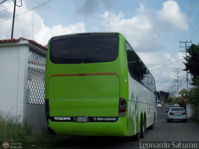 Particular o Desconocido 415 por Leonardo Saturno