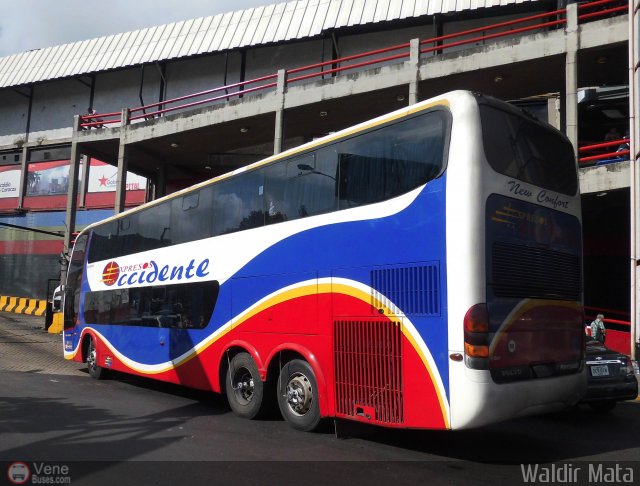 Expresos Occidente 060 por Waldir Mata