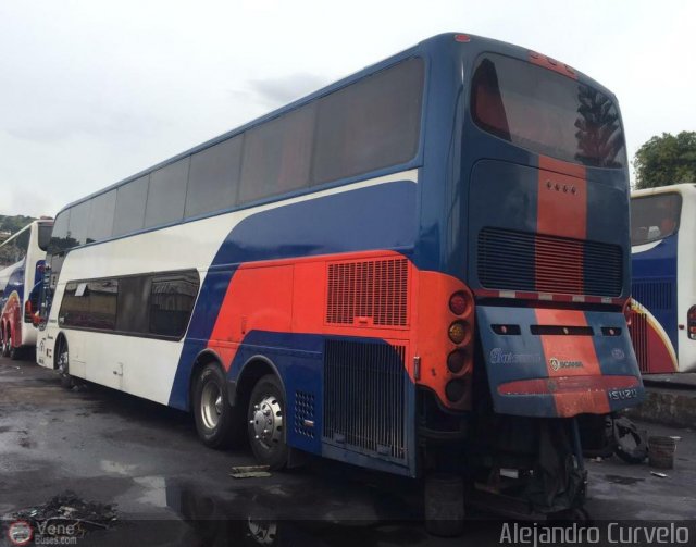 Particular o Desconocido 0228 por Alejandro Curvelo