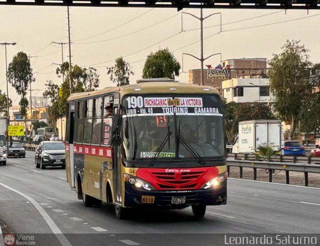 E. Real Star del Per� S.A.C. 04 por Leonardo Saturno