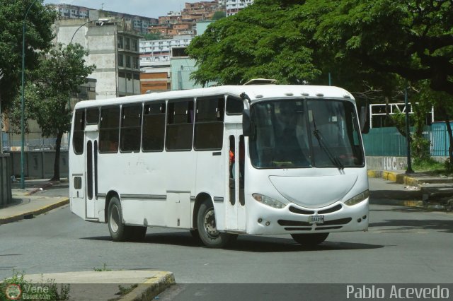 Particular o Desconocido 0562 por Pablo Acevedo