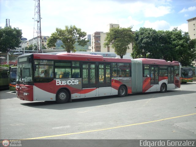 Bus CCS 0127 por Edgardo González
