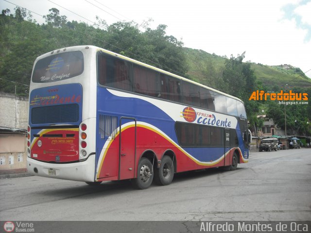 Expresos Occidente 285 por Alfredo Montes de Oca