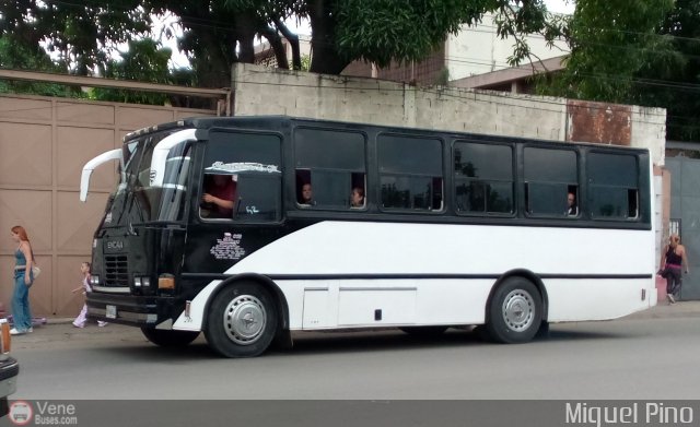 U.C. Catia - El Junquito 020 por Miguel Pino