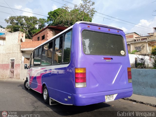 VA - Uni�n Conductores Jos� Mar�a Vargas 245 por Gabriel Vergara
