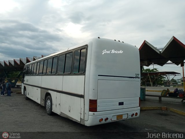 Expresos Alianza 327 por Jos� Brice�o