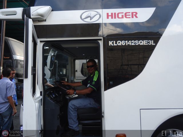 Nuestra gente Waldir Mata por Waldir Mata