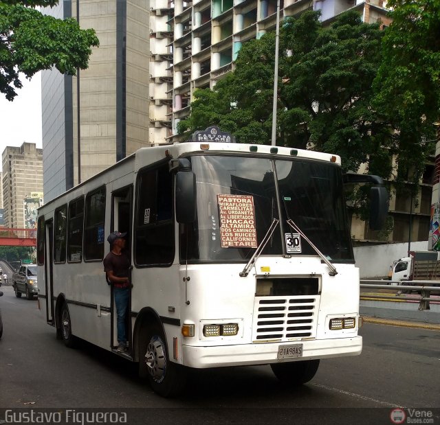 DC - Asociaci�n Rep�blica 030 por Gustavo Figueroa