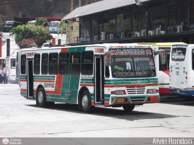 Transporte El Esfuerzo 34 por Alvin Rond�n