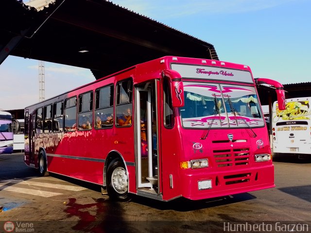 Transporte Unido 018 por Humberto Garz�n
