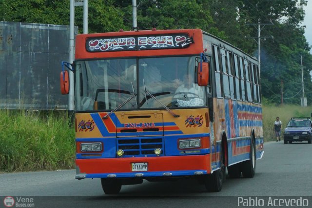 Expresos J�uregui 077 por Pablo Acevedo