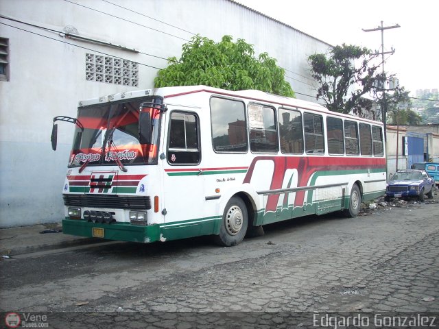 L�nea 1ero de Octubre 062 por Edgardo Gonz�lez