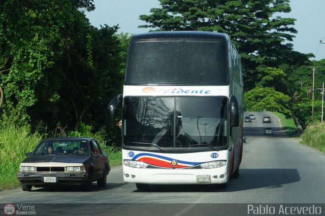 Expresos Occidente 118 por Pablo Acevedo