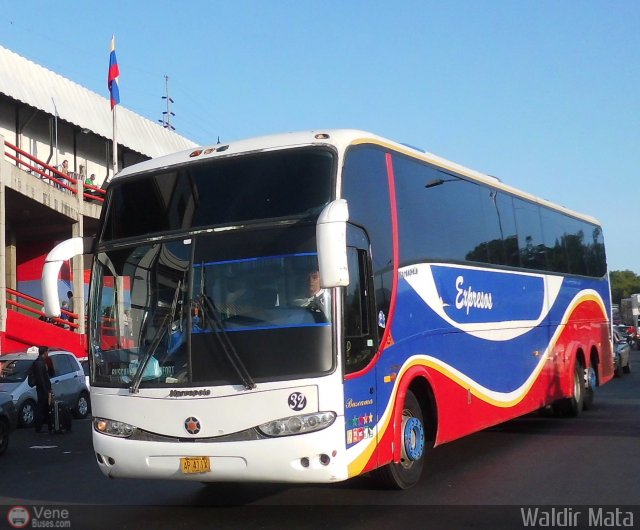 Particular o Desconocido 32 por Waldir Mata