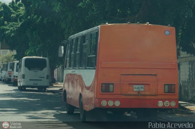 Particular o Desconocido 123 por Pablo Acevedo