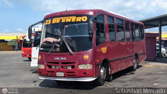 U.C. 23 de Enero 170 por Sebastián Mercado