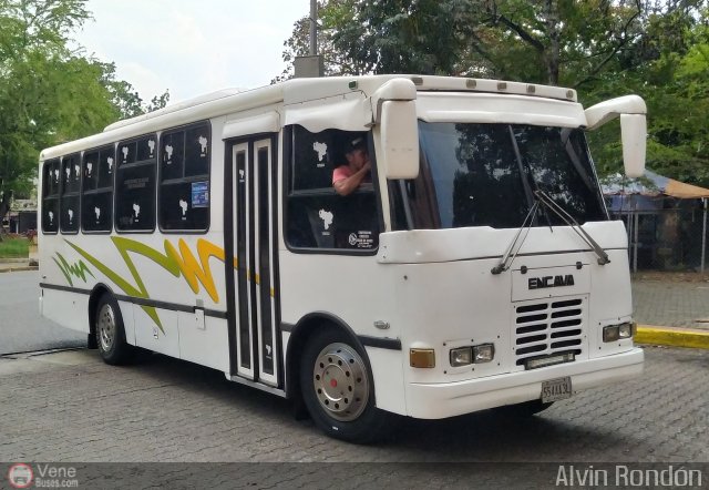 Particular o Desconocido AR-999 por Alvin Rond�n