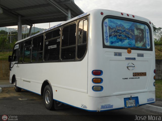 A.C. L�nea Col�n 38 por Jos� Mora