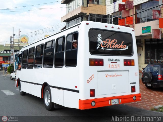 L�nea Rivas D�vila 0027 por Alberto Bustamante