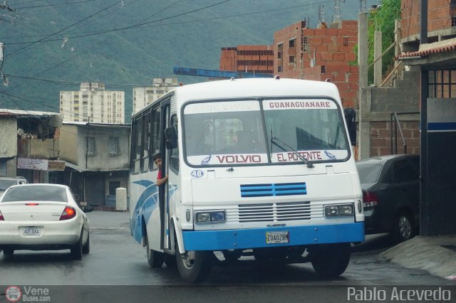 Particular o Desconocido 48 por Pablo Acevedo